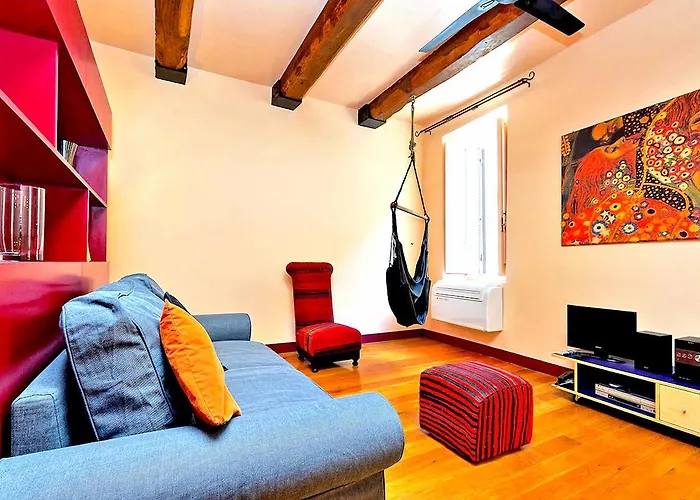 Delcinque 26 - Loft In Trastevere *